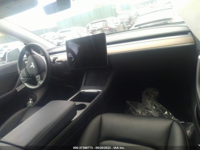 5YJYGDEE0MF208753 Tesla Model Y Long Range