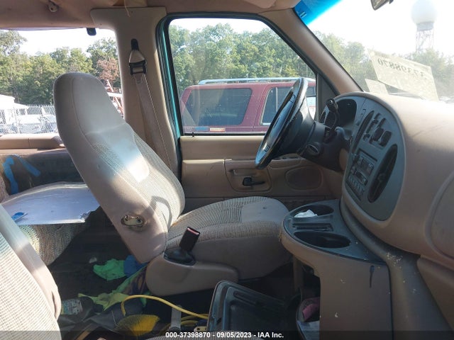 1998 FORD CLUB WAGON XL/XLT VIN: 1FBSS31S1WHB70290