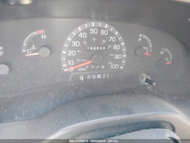 1998 FORD CLUB WAGON XL/XLT VIN: 1FBSS31S1WHB70290