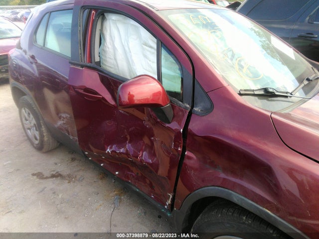 Chevrolet TRAX LS 2017 3GNCJKSB8HL186817 Image 6