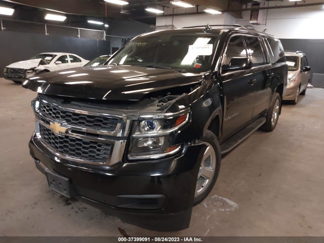 Chevrolet Suburban Lt 2017 1GNSKHKC6HR247787 Image 2