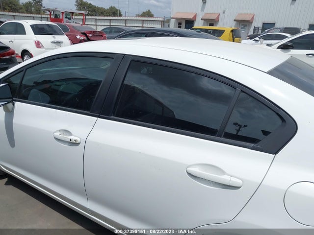 2014 HONDA CIVIC SEDAN EX VIN: 19XFB2F85EE020000