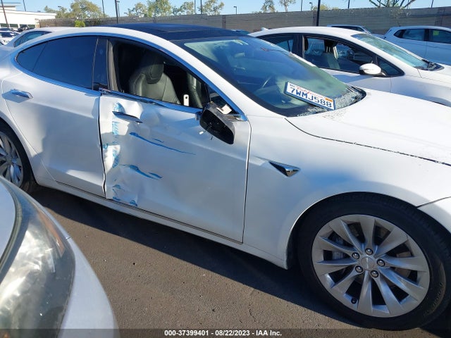 5YJSA1E18GF174326 Tesla Model S 70 Kwh