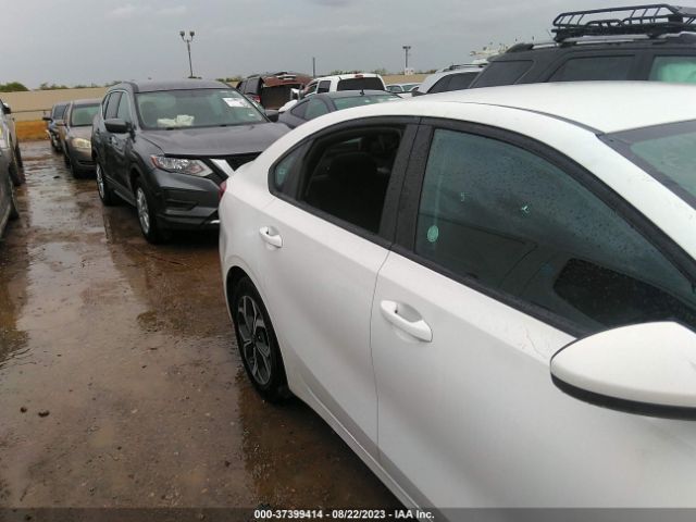3KPF24AD9ME339348 KIA Forte Lxs