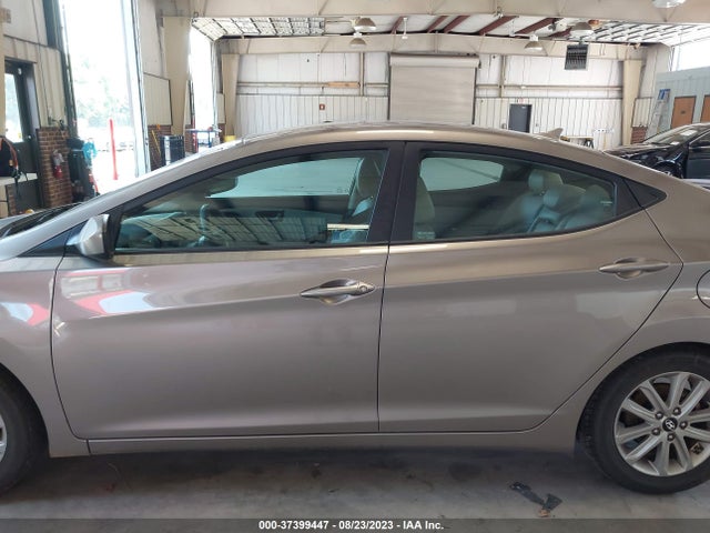Hyundai ELANTRA SE 2015 5NPDH4AE8FH644188 Image 15