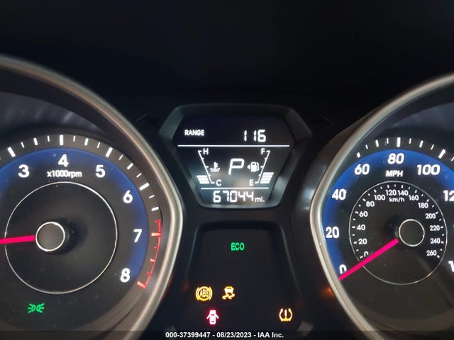 Hyundai ELANTRA SE 2015 5NPDH4AE8FH644188 Image 16