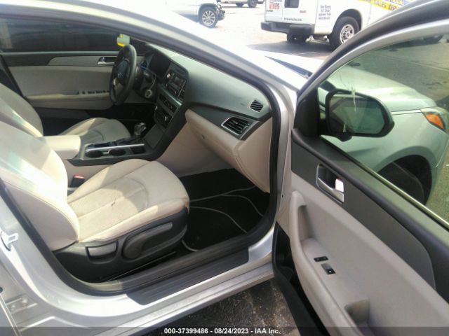5NPE24AF9FH156057 Hyundai SONATA SE