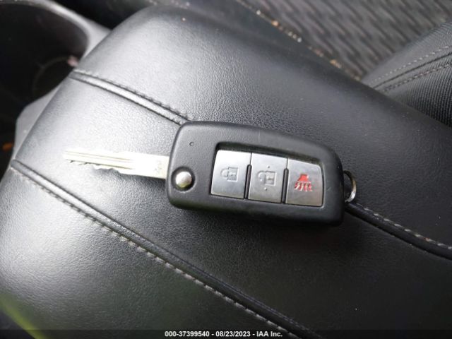JN8AT2MV5HW021730 Nissan ROGUE S