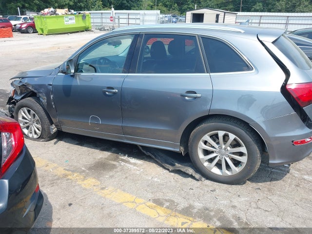 WA1DGAFP1EA062915 Audi Q5 Premium Plus