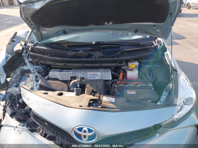 Toyota Prius V Two/five/three/four 2015 JTDZN3EU7FJ034722 Image 17