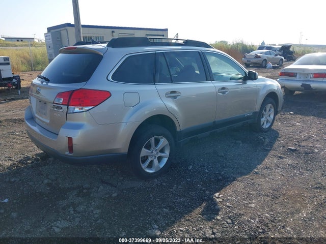 4S4BRBCCXE3223955 Subaru Outback 2.5i Premium