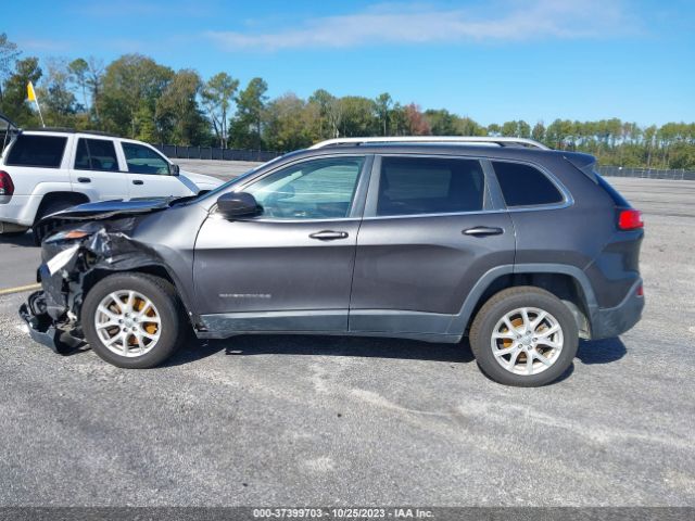 1C4PJLCB6FW573579 Jeep Cherokee Latitude