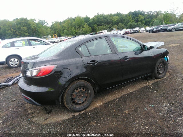 2011 MAZDA MAZDA3 I SPORT VIN: JM1BL1UG4B1442998