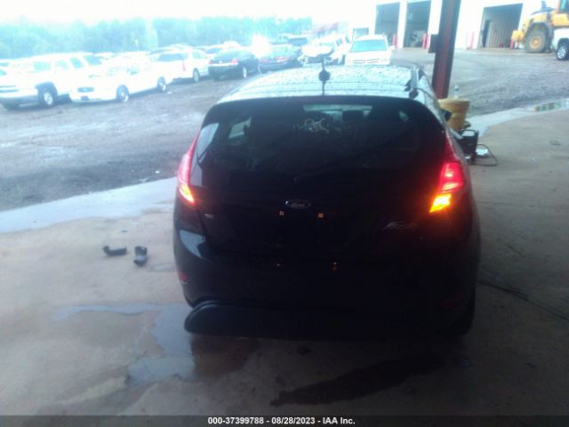 3FADP4EJ2KM138599 Ford FIESTA SE