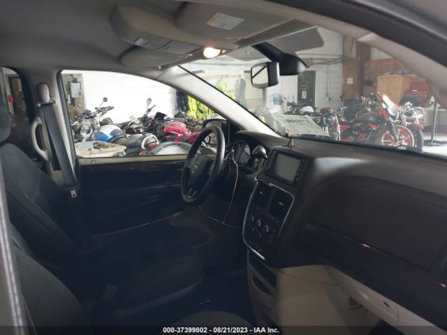 2C4RDGBG2KR805232 Dodge Grand Caravan Se