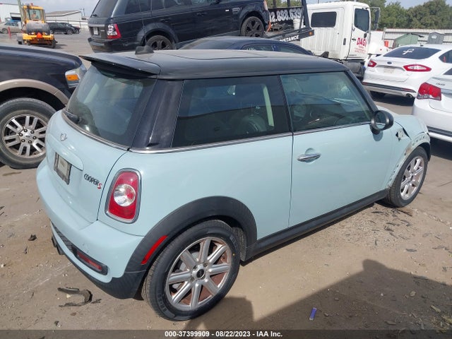 2013 MINI COOPER HARDTOP WMWSV3C50DT390568 Photo 3