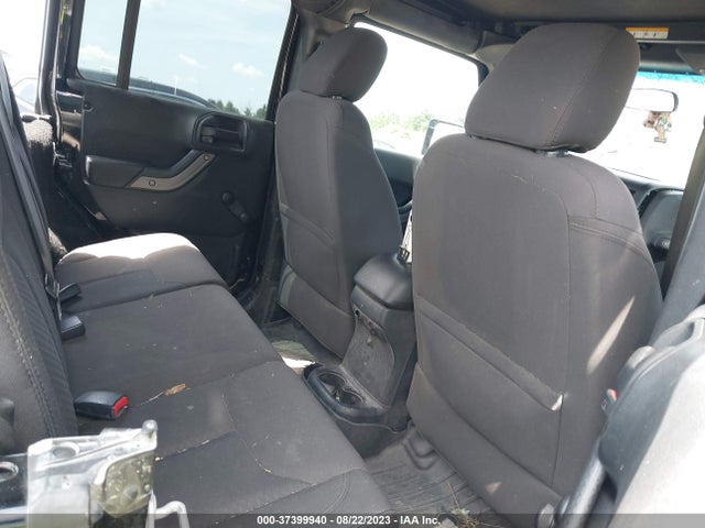 1C4BJWDG7GL244561 Jeep Wrangler Unlimited Sport