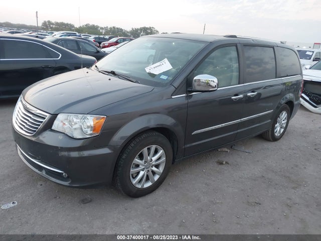 2C4RC1GG3FR740888 Chrysler Town & Country Limited Platinum