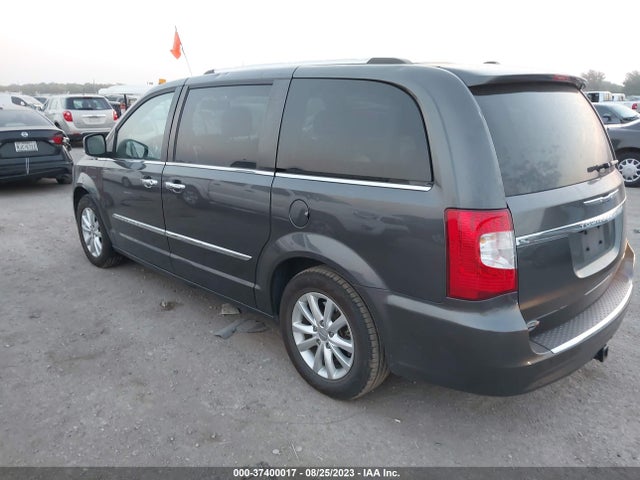 2C4RC1GG3FR740888 Chrysler Town & Country Limited Platinum