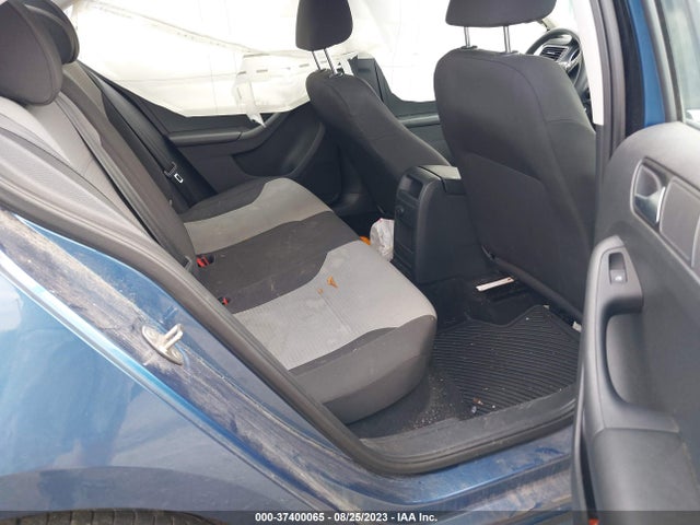 3VW2B7AJ5HM275095 Volkswagen Jetta 1.4t S