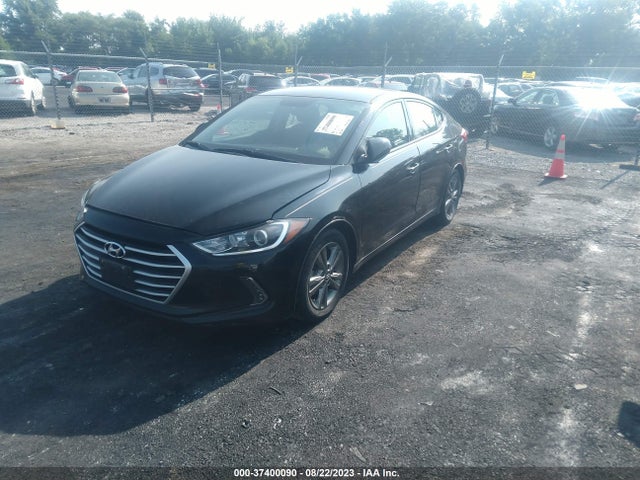 Hyundai ELANTRA SE 2017 5NPD84LF4HH021207 Image 2