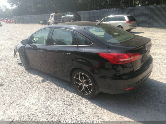Ford FOCUS SEL 2017 1FADP3H25HL316630 Image 3
