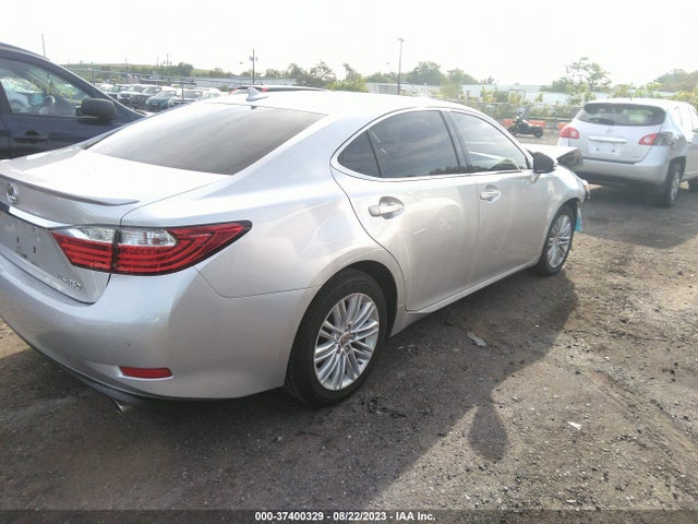2013 LEXUS ES 350 4DR SDN VIN: JTHBK1GG0D2082378