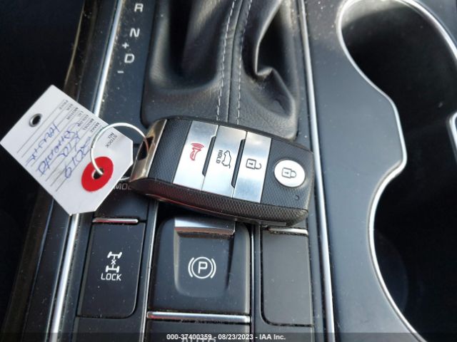 5XYPHDA52KG462162 KIA Sorento Ex V6