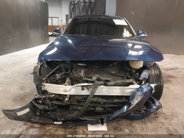 WBA8A3C55JA498827 BMW 320i Xdrive
