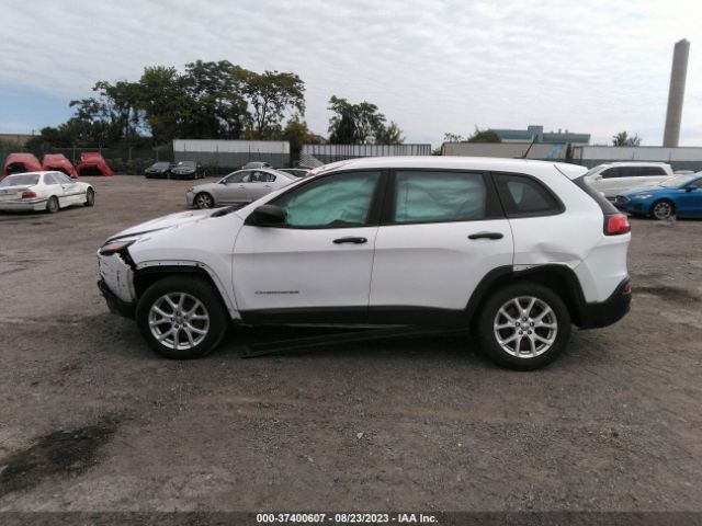 1C4PJMAB5HD220385 Jeep Cherokee Sport