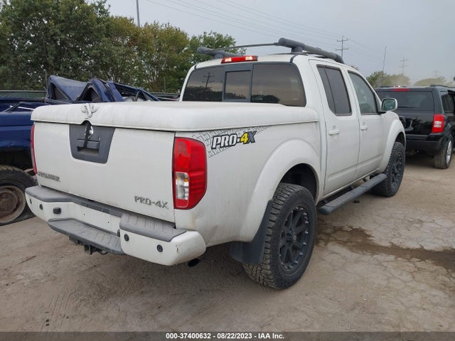 2015 NISSAN FRONTIER PRO-4X VIN: 1N6AD0EV4FN729284