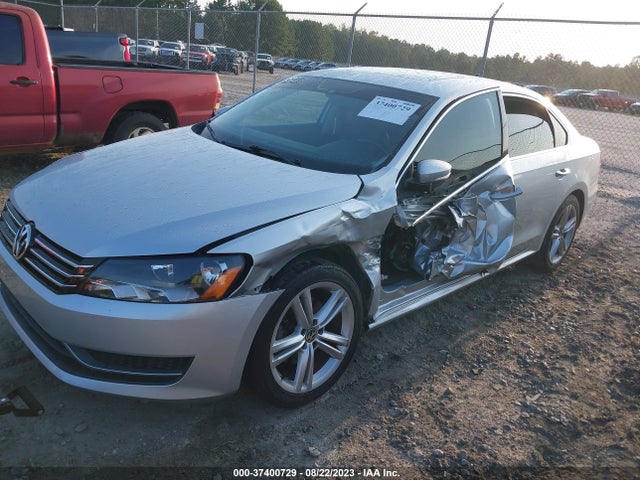 1VWBS7A33EC054920 Volkswagen Passat Se W/sunroof