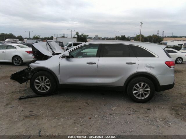 5XYPGDA31GG026203 KIA SORENTO LX
