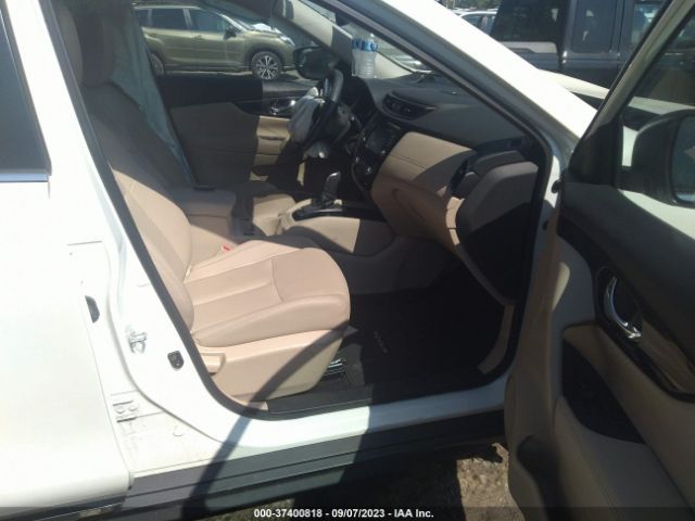 5N1AT2MV1HC885327 Nissan Rogue Sl