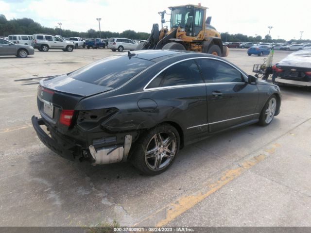 2011 MERCEDES-BENZ E 550 WDDKJ7CB3BF075129 Photo 3
