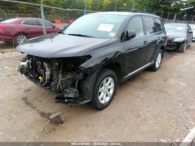 2011 TOYOTA HIGHLANDER BASE/SE VIN: 5TDBK3EH2BS054449