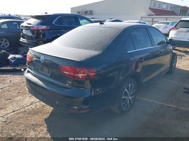 3VWDB7AJ3HM384860 Volkswagen Jetta 1.4t Se