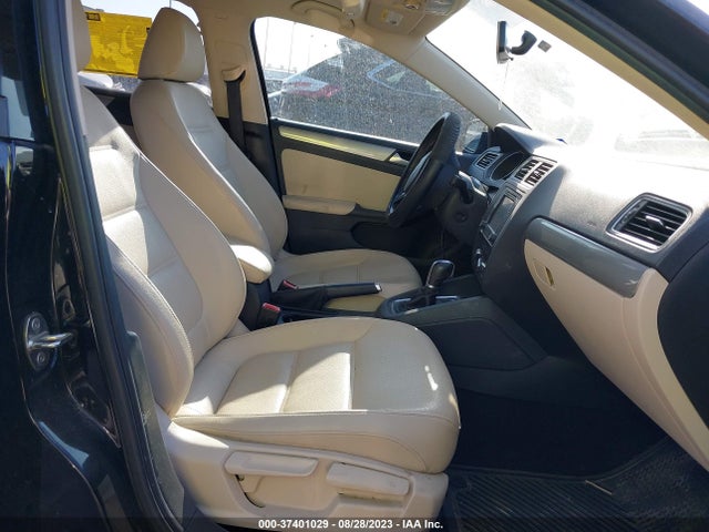 3VWDB7AJ3HM384860 Volkswagen Jetta 1.4t Se