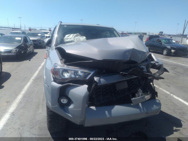 Toyota 4RUNNER SR5 2021 JTEBU5JR5M5945182 Image 6