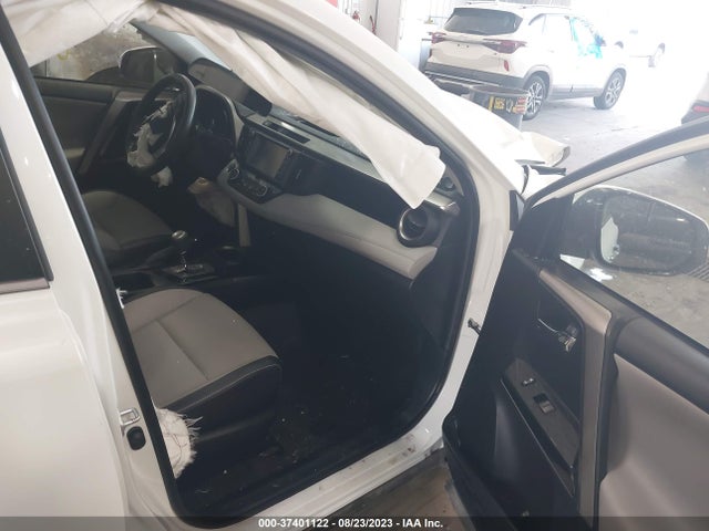 Toyota Rav4 Limited/platinum 2018 JTMDFREV6JD252807 Image 5