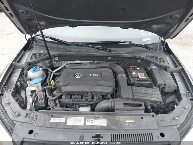 1VWAT7A31FC076571 Volkswagen Passat 1.8t S