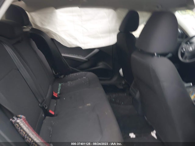 1VWAT7A31FC076571 Volkswagen Passat 1.8t S