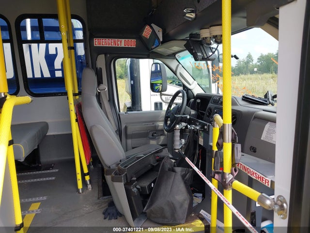 2021 Ford E-Series, VIN: 1FDEE3FK2MDC04780