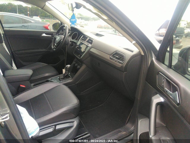 3VV3B7AX3JM067994 Volkswagen Tiguan Sel/se