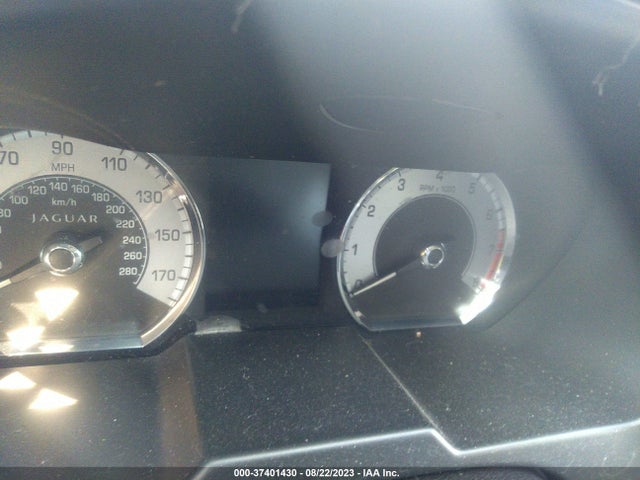 2011 JAGUAR XF PREMIUM/PORTFOLIO VIN: SAJWA0GB9BLR81981