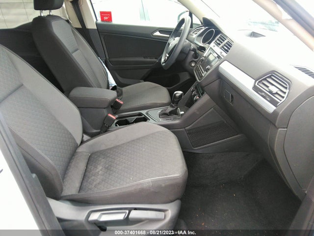 3VV1B7AXXLM085161 Volkswagen TIGUAN S