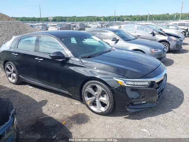2018 HONDA ACCORD TOURING 2.0T VIN: 1HGCV2F92JA039847