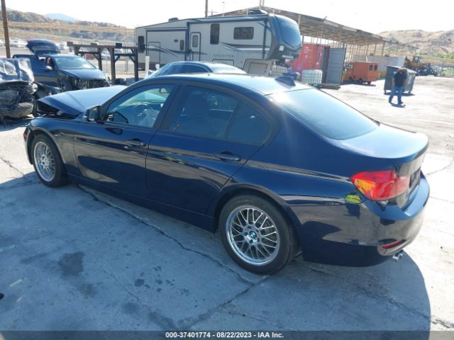 WBA3C1C51FK121213 BMW 3 Series 328i