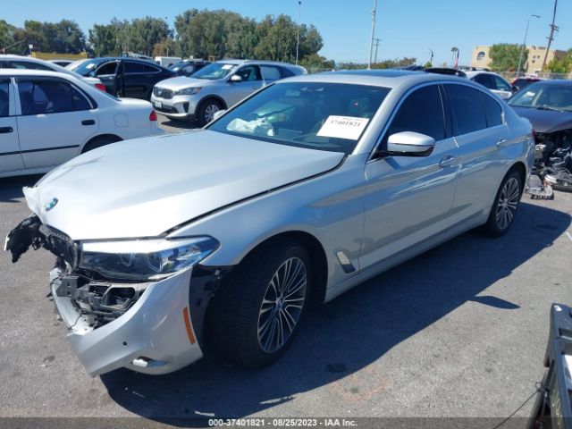WBAJE5C53KWW33003 BMW 5 Series 540i
