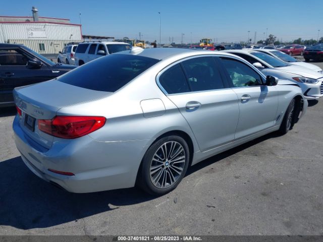 WBAJE5C53KWW33003 BMW 5 Series 540i